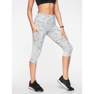 Athleta Spotty All In Crop Leggings